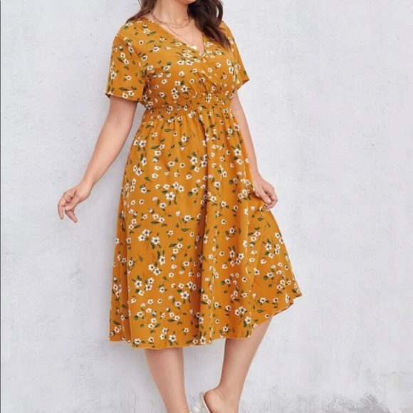 Boho plus size floral print A line dress - Picture 3 of 15